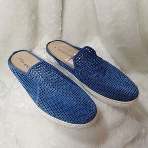 NWOB Via Spiga Rina 2 Backless Perforated Blue Suede Fashion Sneakers - Sz 10